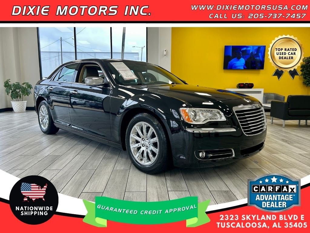 2014 Chrysler 300 Image 1