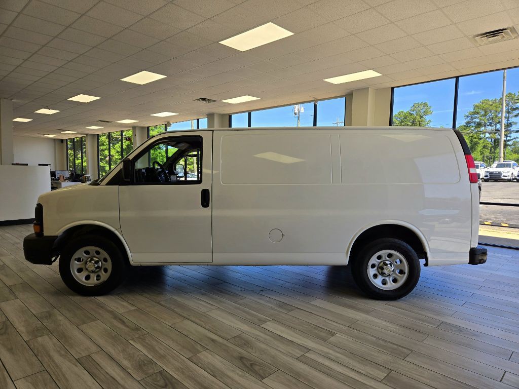 2012 Chevrolet Express Image 5