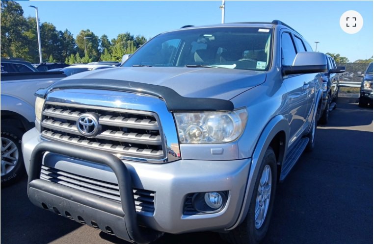 2014 Toyota Sequoia Image 2