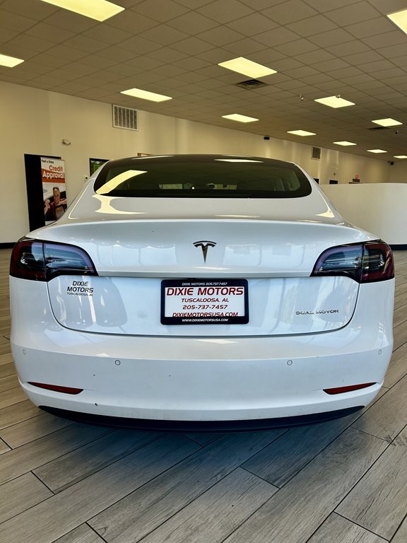 2019 Tesla Model 3 Image 8