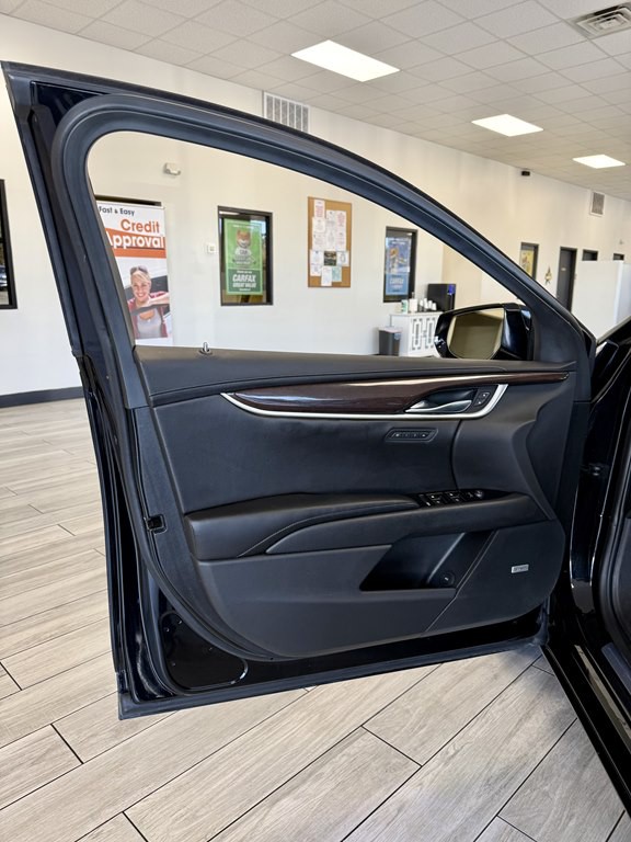 2015 Cadillac XTS Image 15