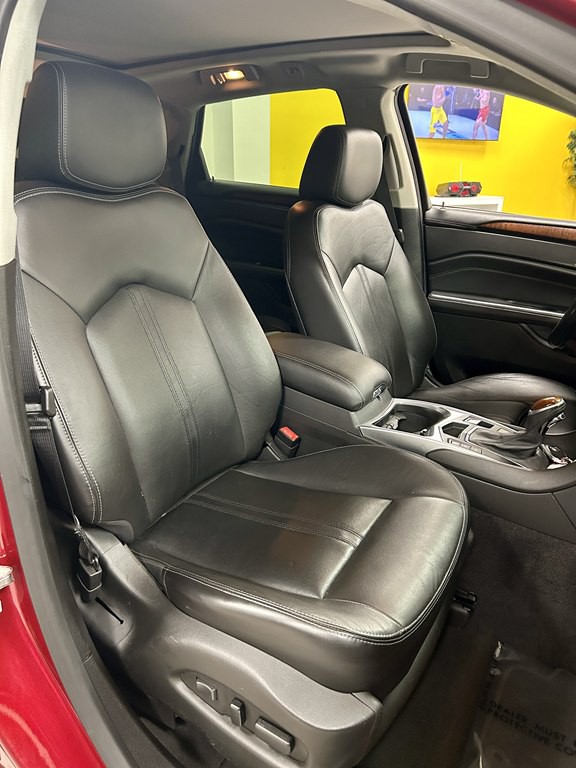 2015 Cadillac SRX Image 16