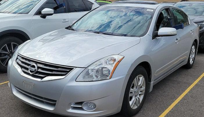2012 Nissan Altima Image 2