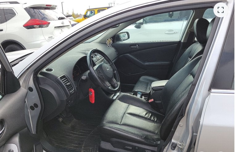 2012 Nissan Altima Image 4