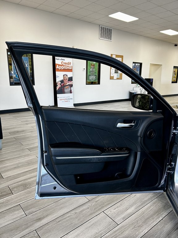 2018 Dodge Charger Image 15