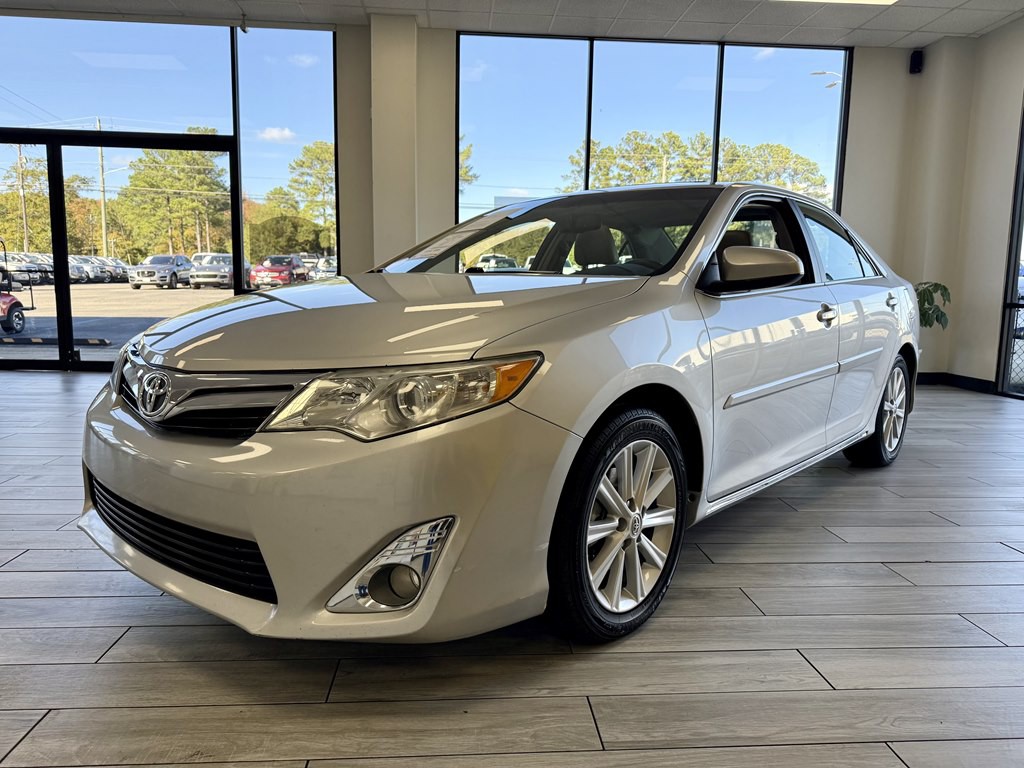 2013 Toyota Camry Image 3