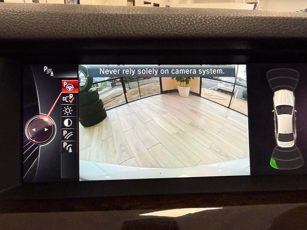 2015 BMW 5 Series Image 10