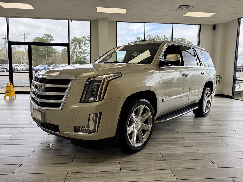 2017 Cadillac Escalade Image 3