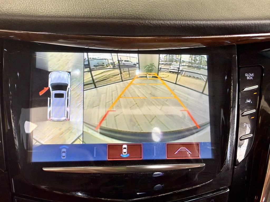 2017 Cadillac Escalade Image 11