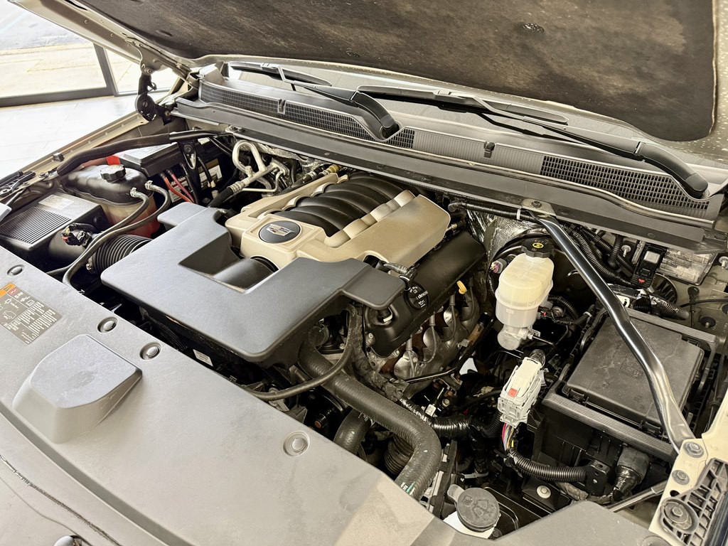 2017 Cadillac Escalade Image 19