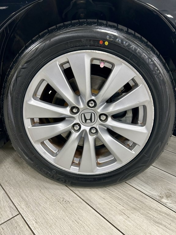 2012 Honda Accord Image 18