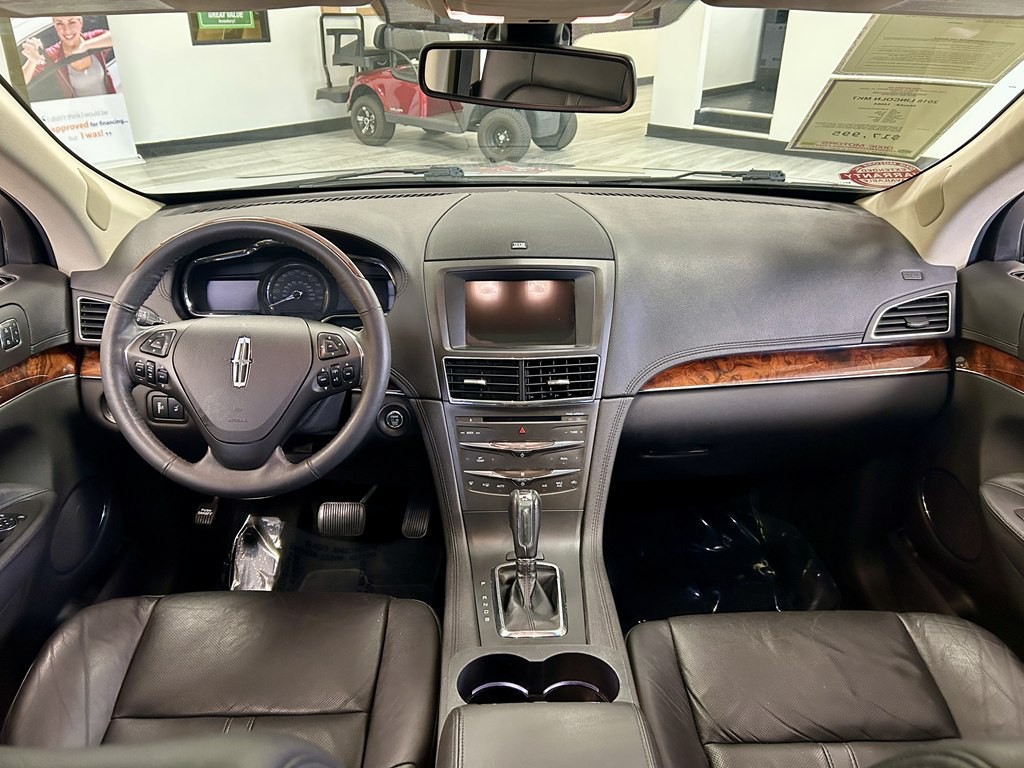 2018 Lincoln MKT Image 10