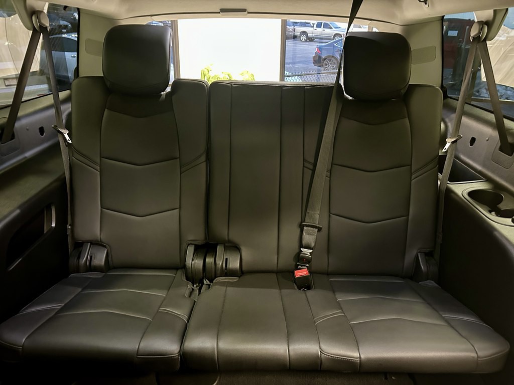 2019 Cadillac Escalade Image 17
