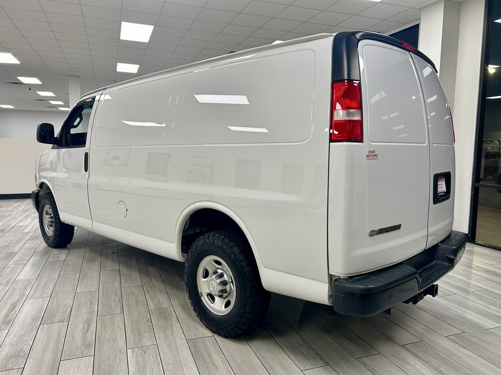 2020 Chevrolet Express Image 7