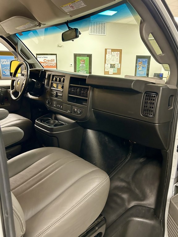 2020 Chevrolet Express Image 11