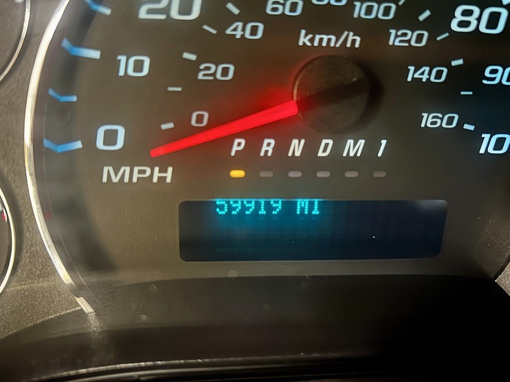 2020 Chevrolet Express Image 21