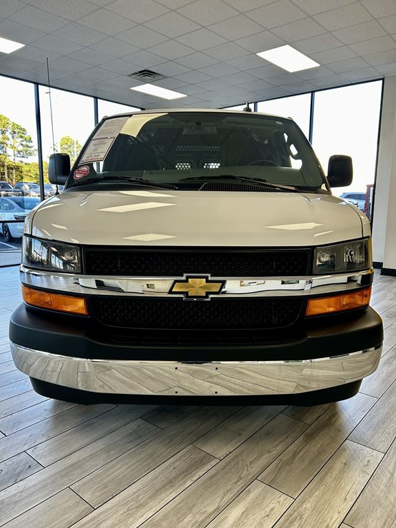 2024 Chevrolet Express Image 2