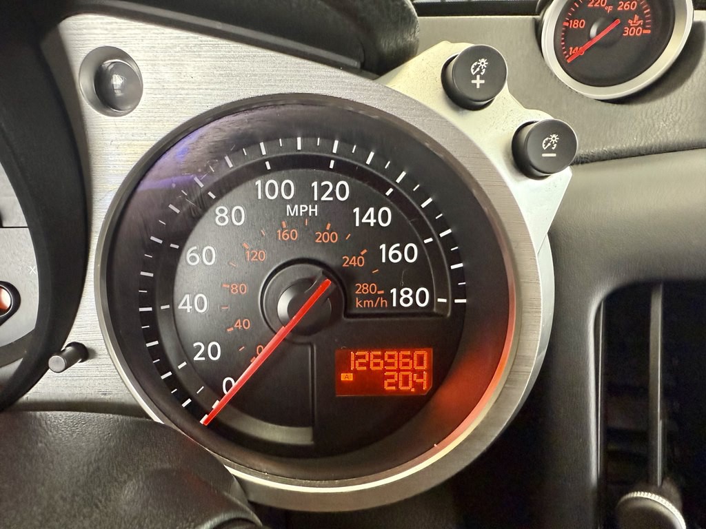 2009 Nissan 370Z Image 18