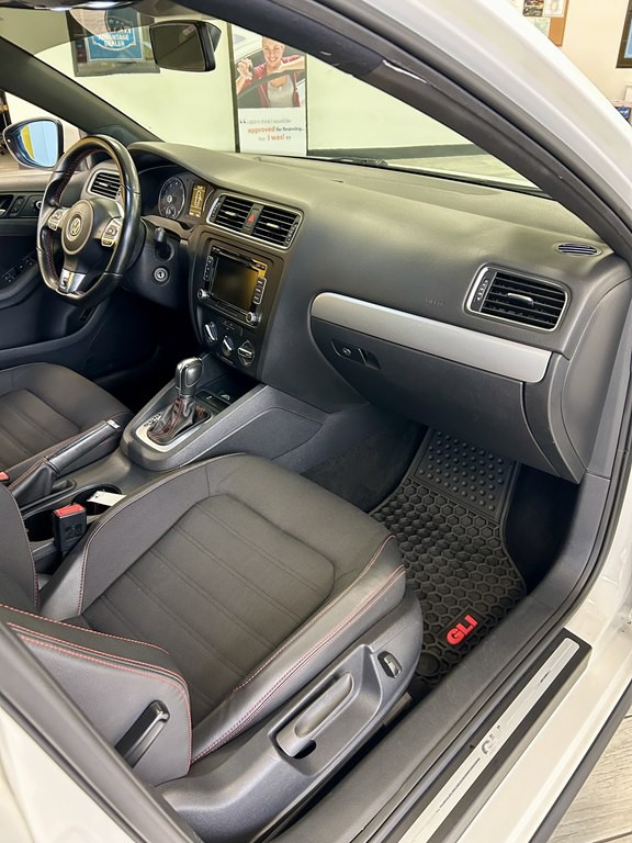 2014 Volkswagen Jetta Image 11