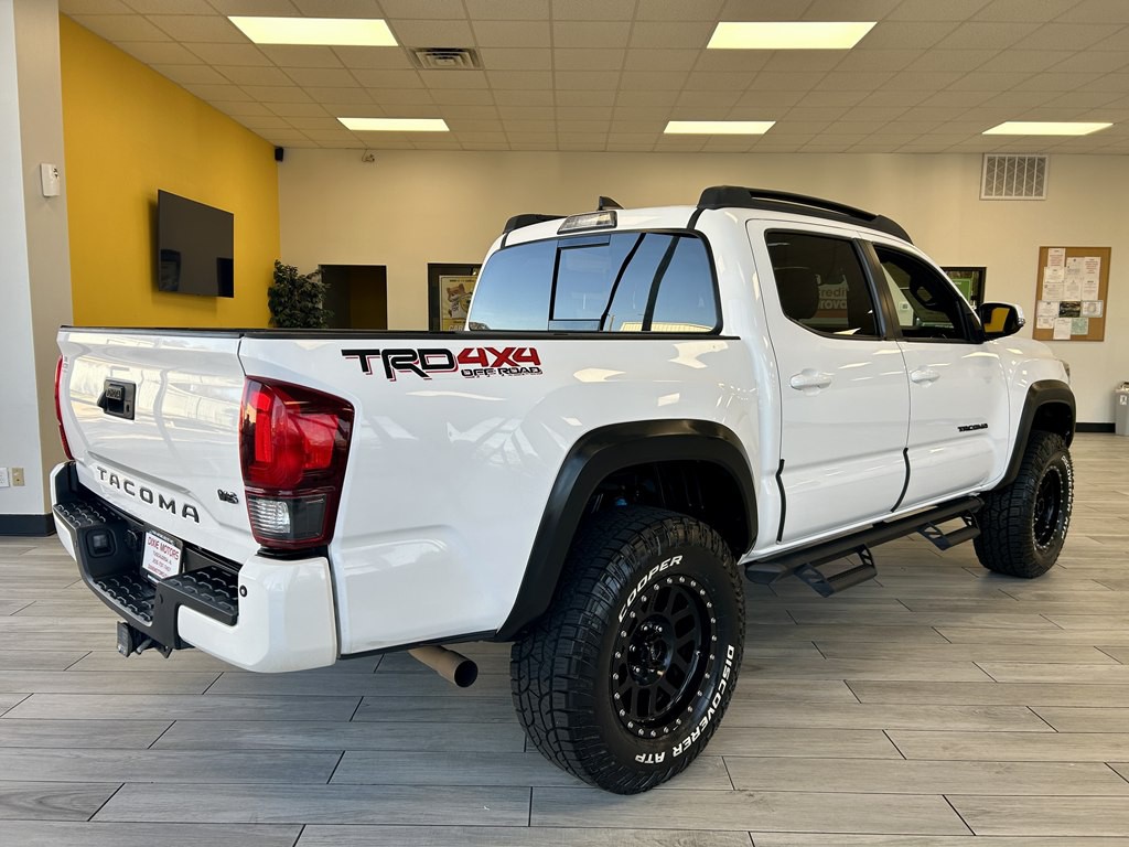 2018 Toyota Tacoma Image 6
