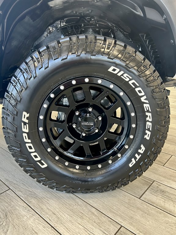 2018 Toyota Tacoma Image 19