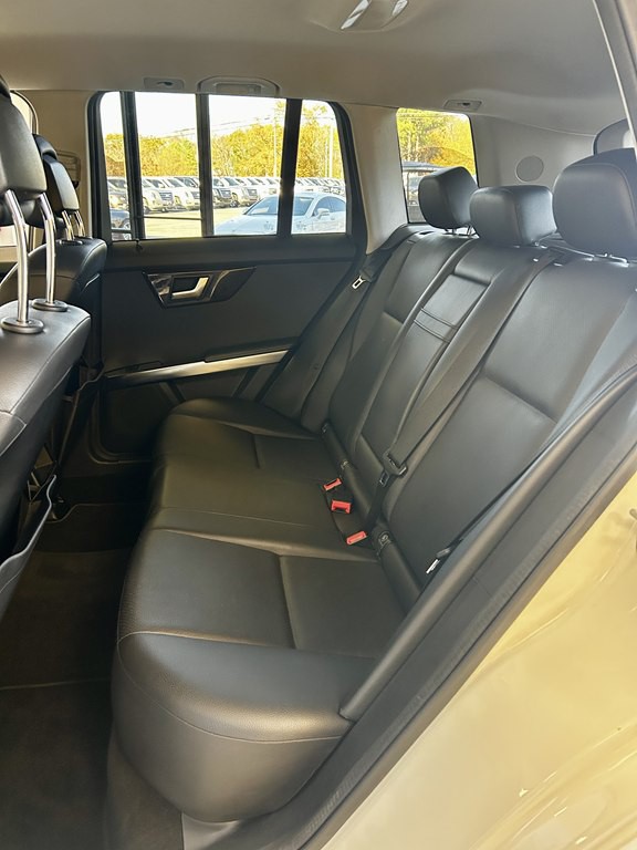 2013 Mercedes-Benz GLK-Class Image 16