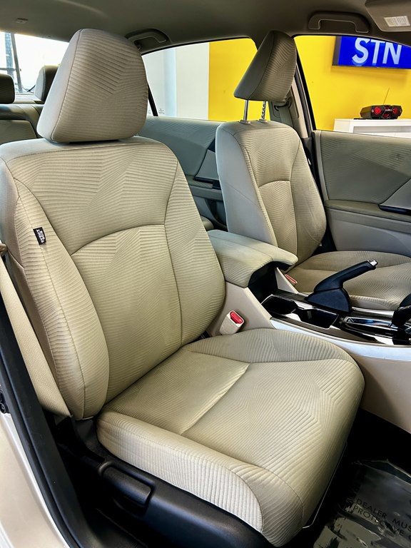 2016 Honda Accord Image 16