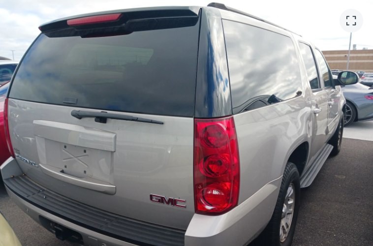 2007 GMC Yukon Image 3