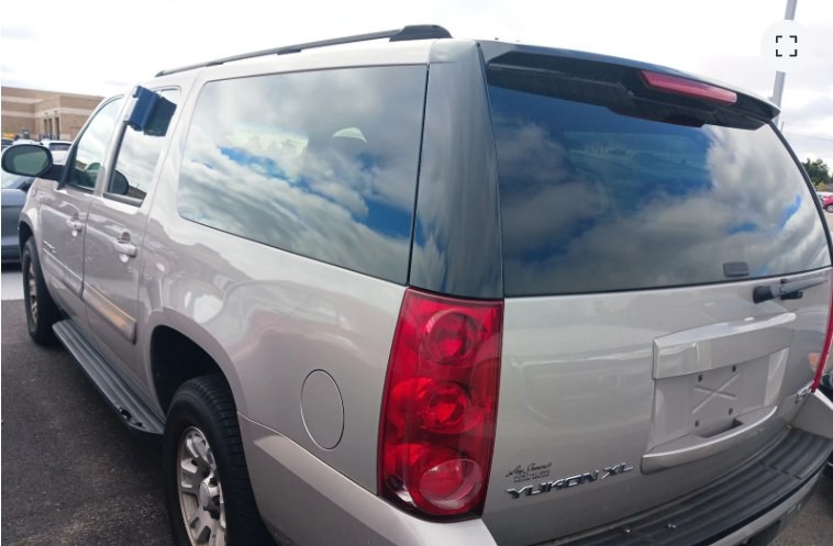 2007 GMC Yukon Image 4