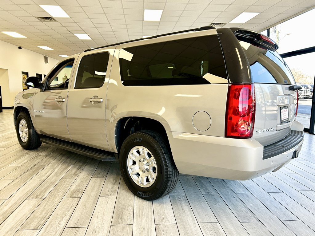 2007 GMC Yukon Image 7