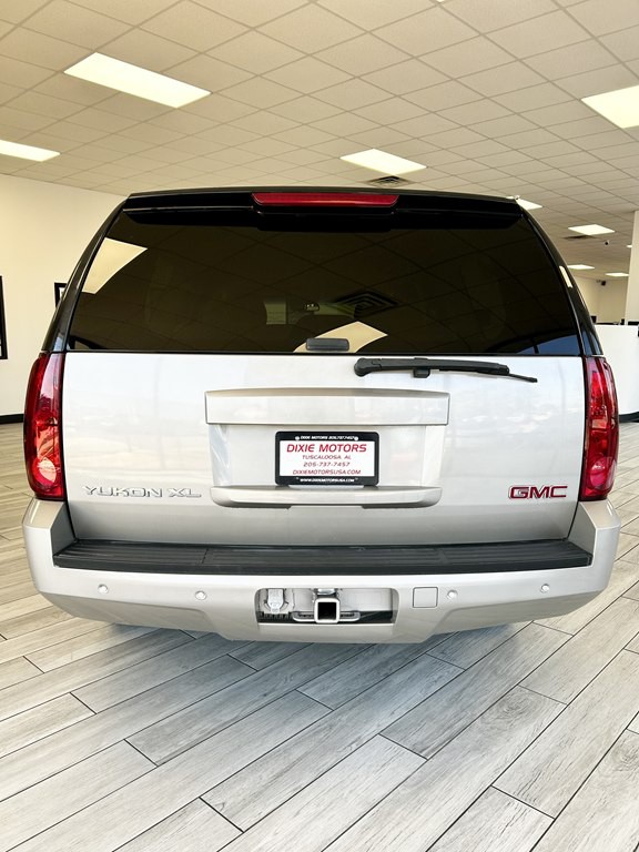 2007 GMC Yukon Image 8