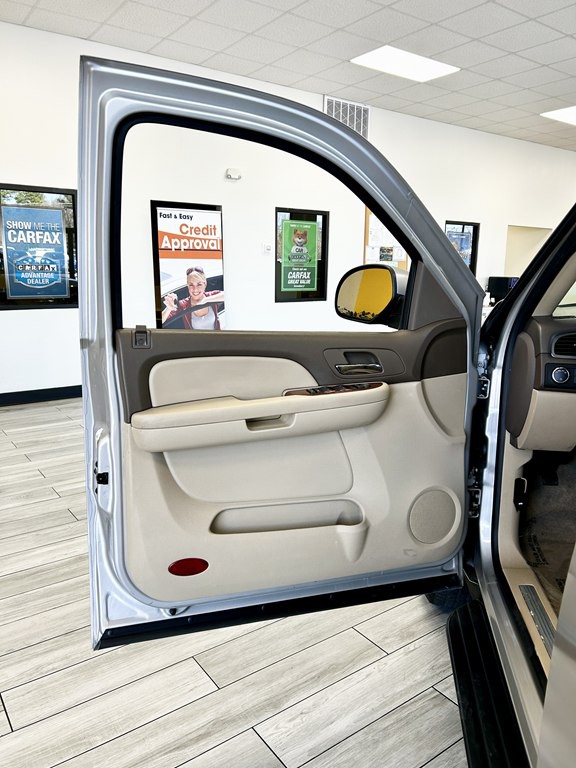 2007 GMC Yukon Image 14