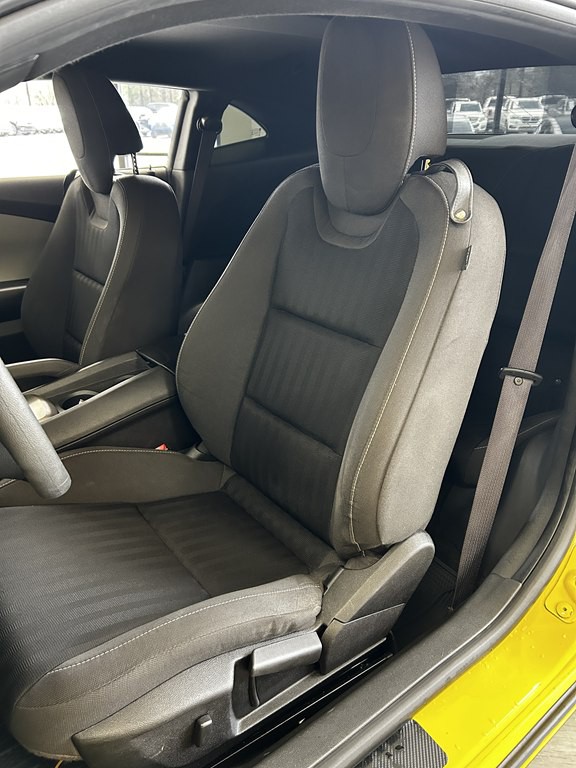 2014 Chevrolet Camaro Image 12