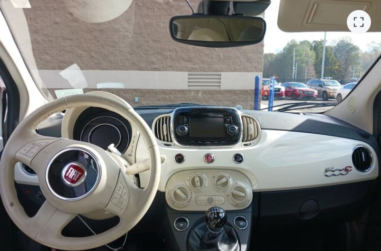 2017 FIAT 500 Image 5