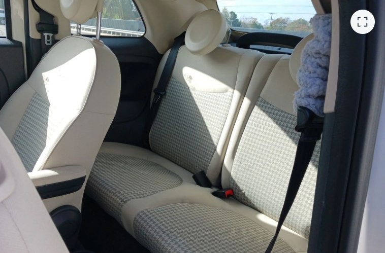 2017 FIAT 500 Image 7