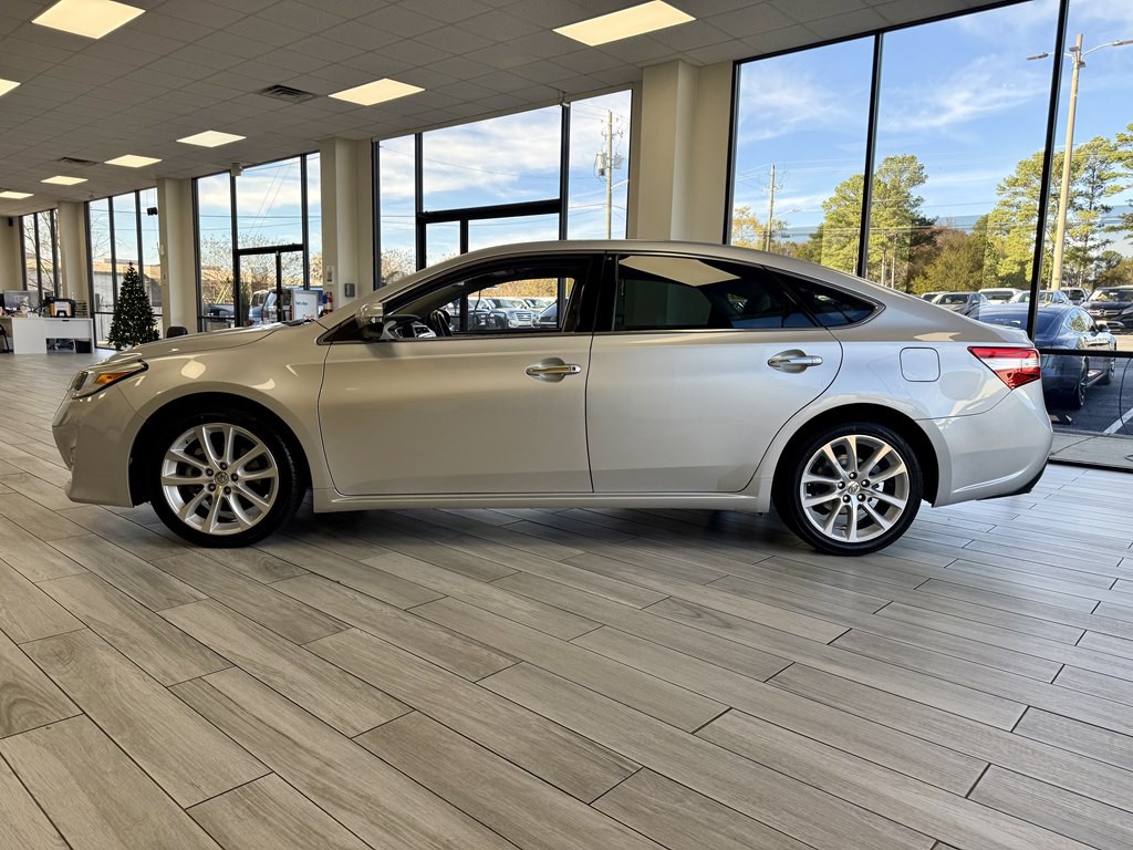 2013 Toyota Avalon Image 4