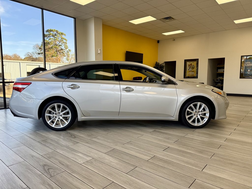 2013 Toyota Avalon Image 5