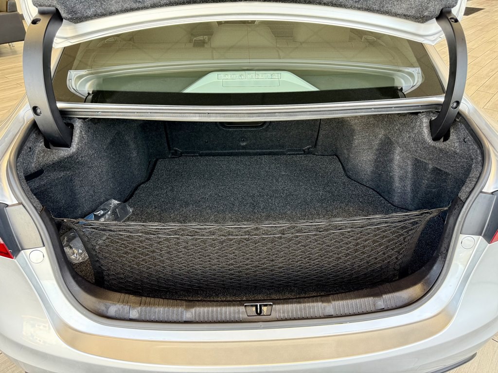 2013 Toyota Avalon Image 9