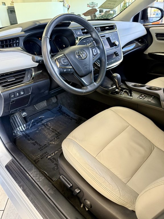 2013 Toyota Avalon Image 13