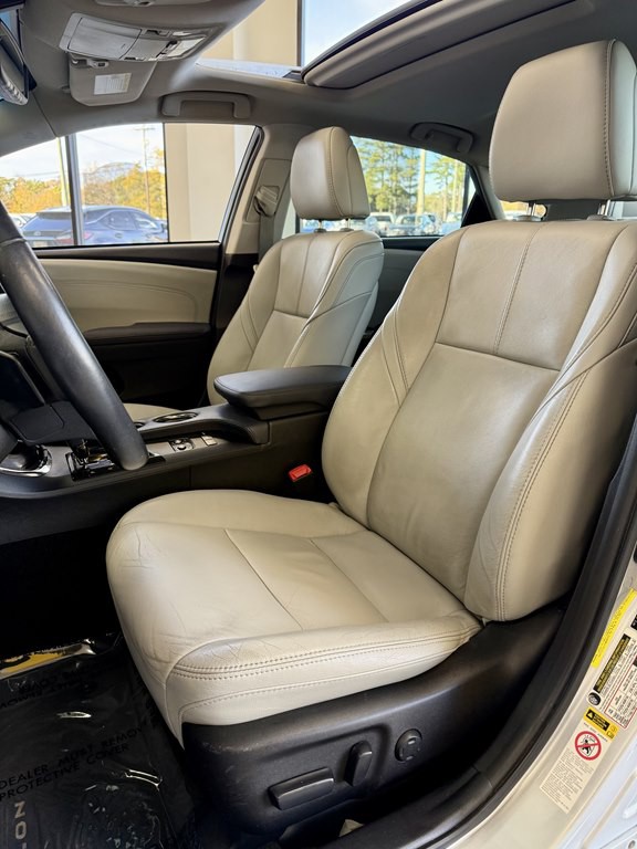 2013 Toyota Avalon Image 14