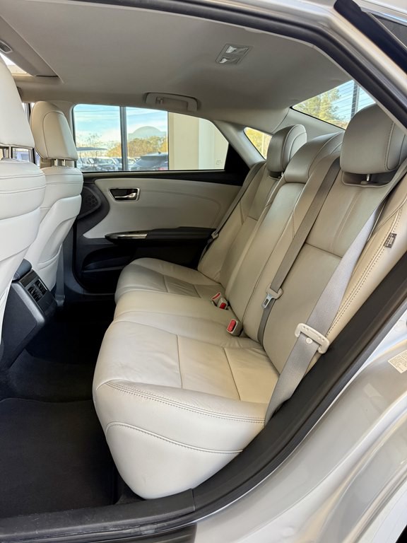 2013 Toyota Avalon Image 17