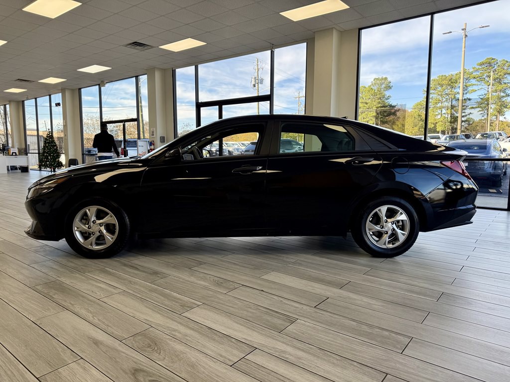 2021 Hyundai Elantra Image 4