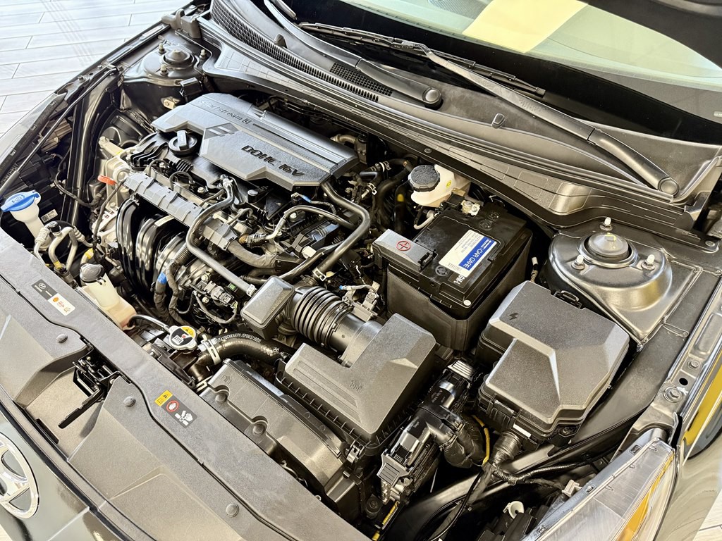 2021 Hyundai Elantra Image 18