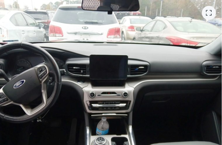 2021 Ford Explorer Image 6