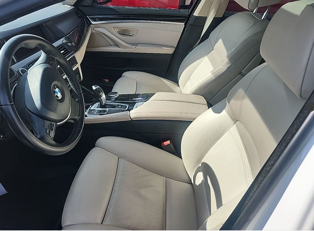 2015 BMW 5 Series Image 3