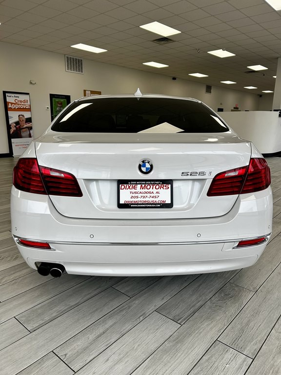 2015 BMW 5 Series Image 8