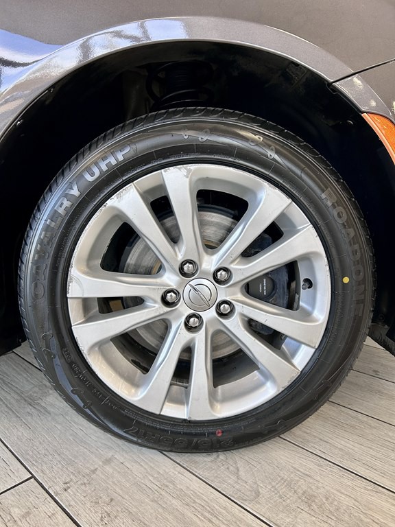 2015 Chrysler 200 Image 18