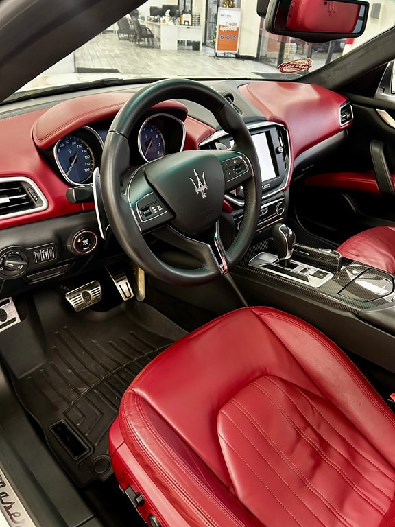 2014 Maserati Ghibli Image 10