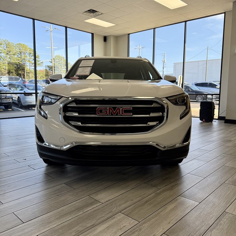 2019 GMC Terrain Image 2