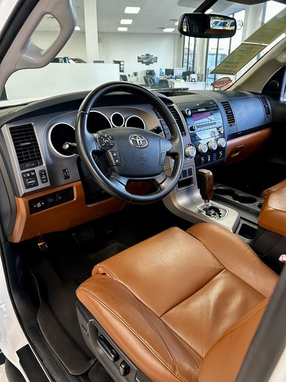 2011 Toyota Tundra Image 11